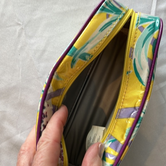 ✨Host Pick ✨ Kate Spade cosmetic bag set - Picture 5 of 5